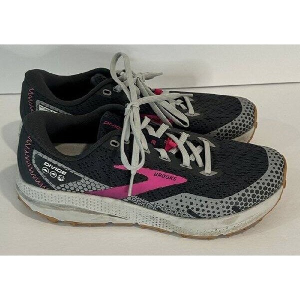 Brooks‎ Divide 3 Womens Trail Running Shoes Sneakers Gray Pink Size 8.5